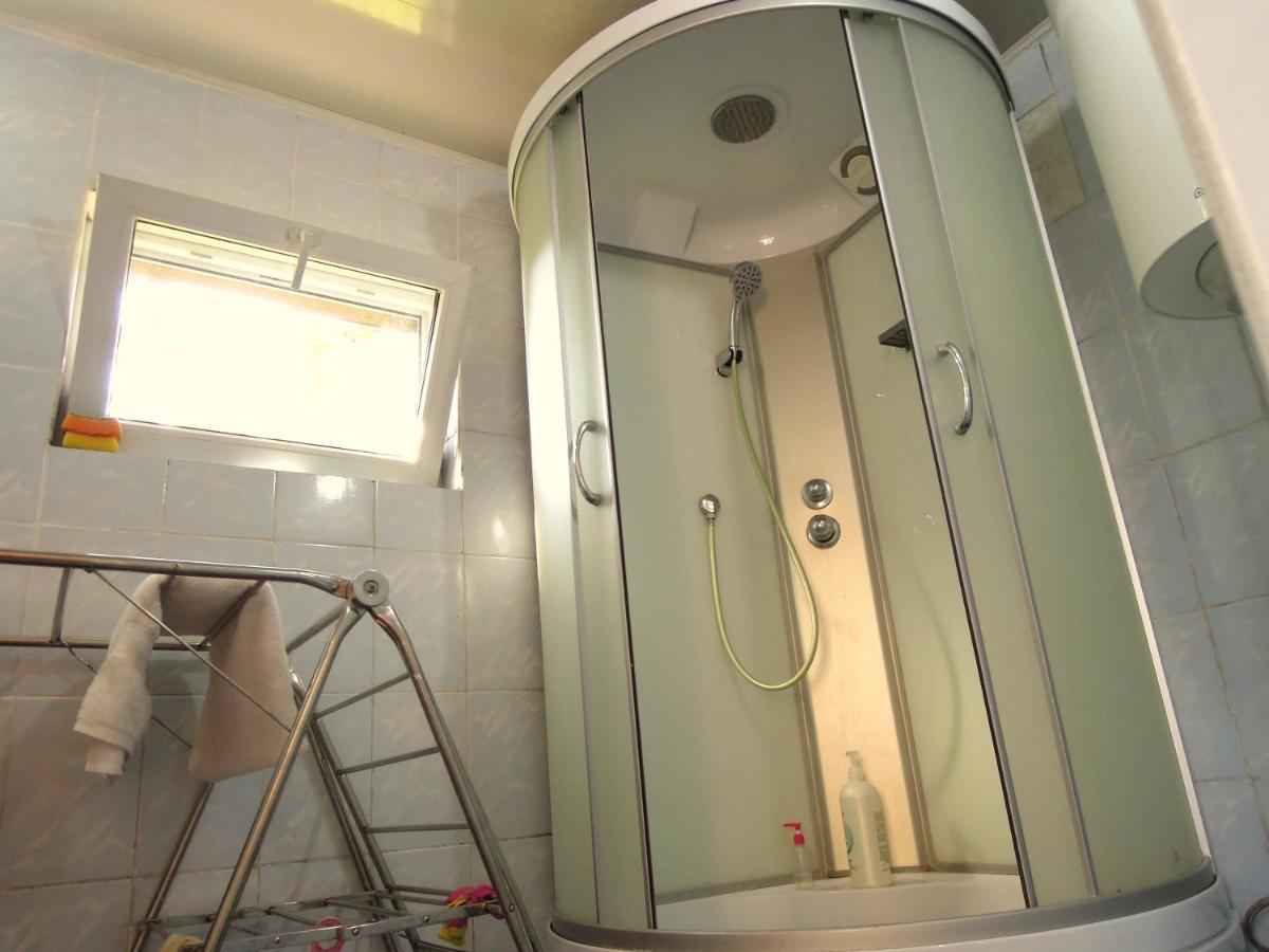 Arthouse Apartment คาราโคล ภายนอก รูปภาพ
